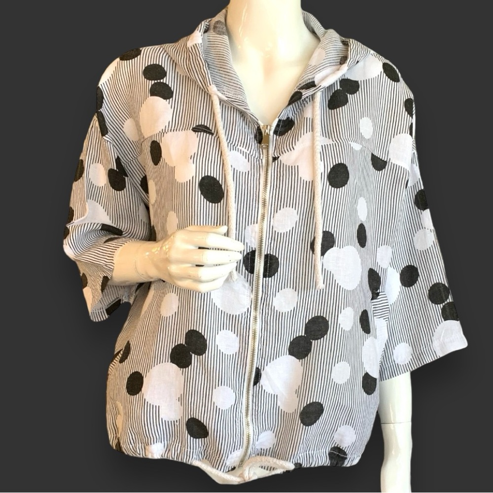 LIABELLA BLACK/WHITE LINEN HOODED ZIP FRONT TOP. WOMEN’S SIZE XXL